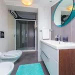 Apartament Ela *